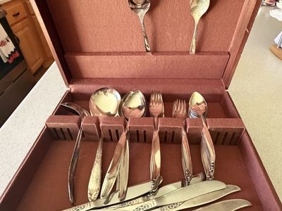 Vintage Oneida tableware set