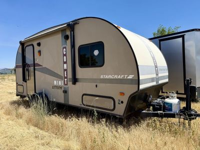 2017 Starcraft Comet Mini 18DS Travel Trailer – Clean, Lightweight & Ready for Adventure