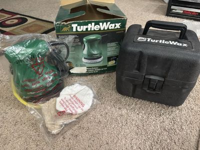 Turtle Wax 65000TW 6" Orbital Waxer/Polisher Kit with Case & Bonnets