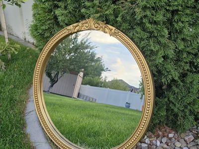 Ornate Gold Round Mirror – 32" #498