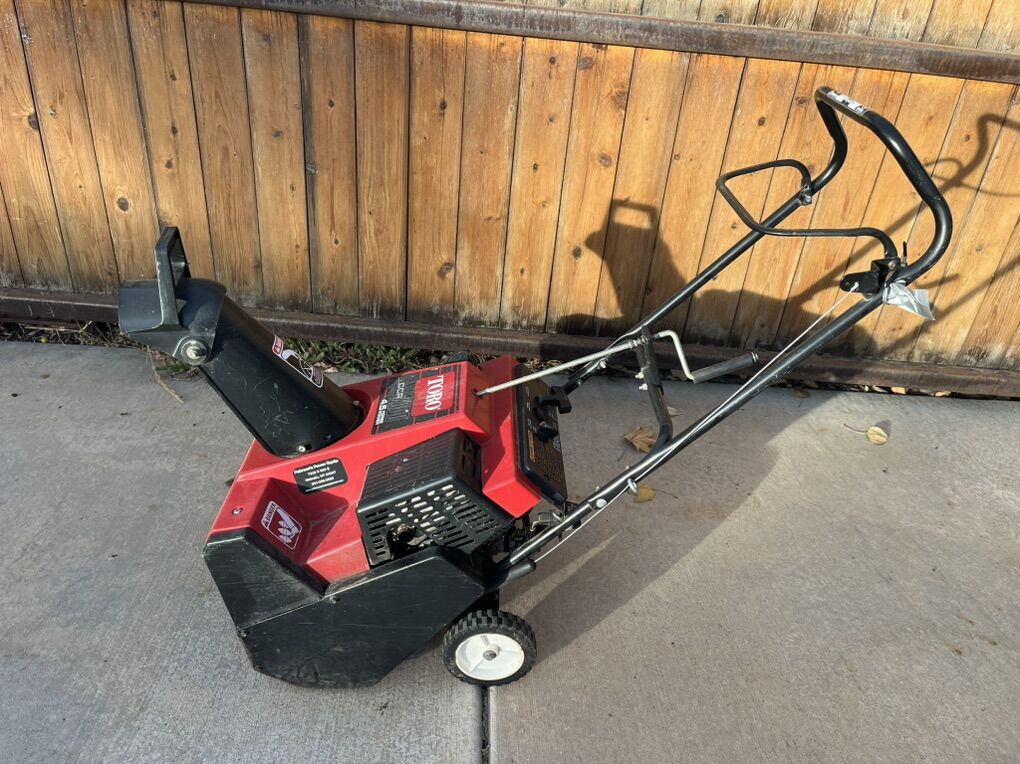 Toro Snowblower CCR 2000 4.5 Horsepower