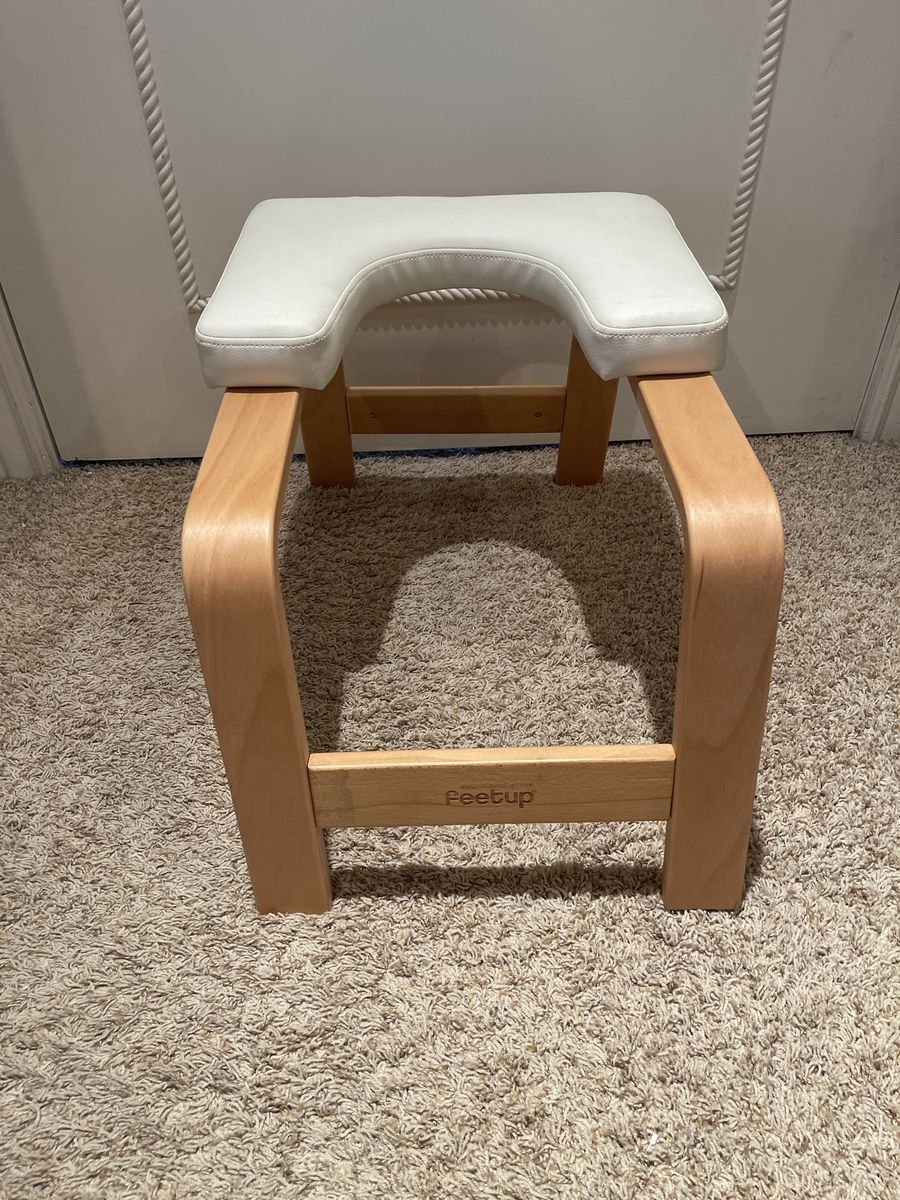 Feet Up Headstand Yoga Trainer