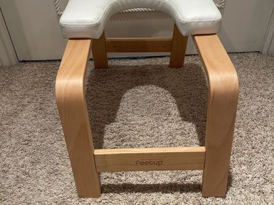 Feet Up Headstand Yoga Trainer