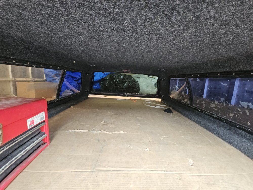 Main image 6