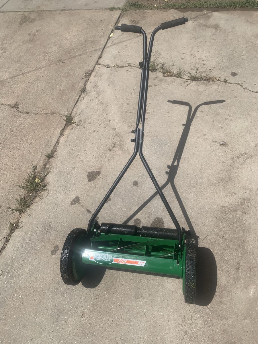 Scott’s elite 16” reel push mower