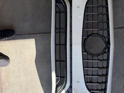 OEM Mercedes-Benz Front Bumper Cover Assembly with Main & Lower Grille - White