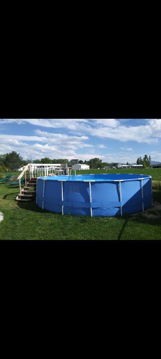 above ground pool 18'x48