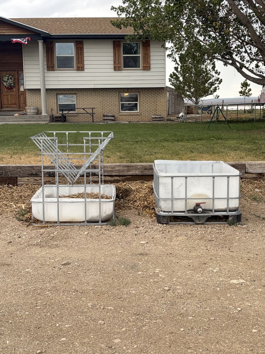 Fertiliser Tank Hay Feeders