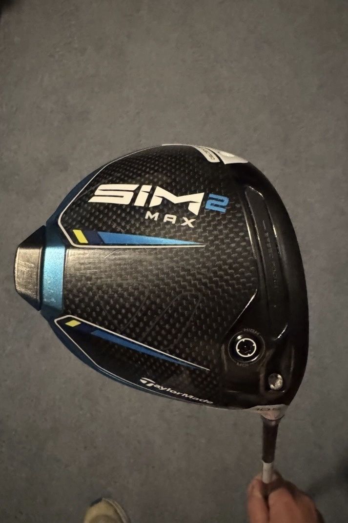 TaylorMade SIM2 Max Golf Driver xstiff shaft