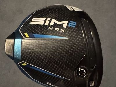 TaylorMade SIM2 Max Golf Driver xstiff shaft