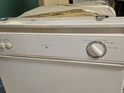 Maytag Jetclean Dishwasher - White, Quiet Pack, Heating Delay, Normal Wash