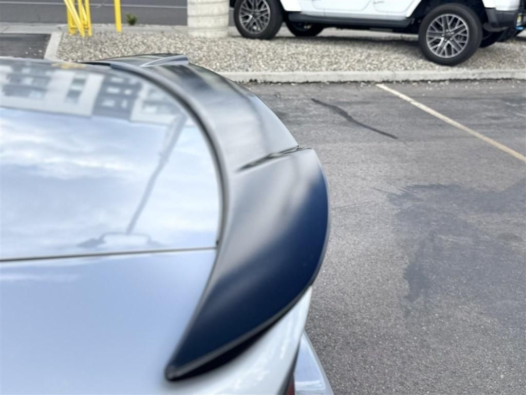 Main image 11