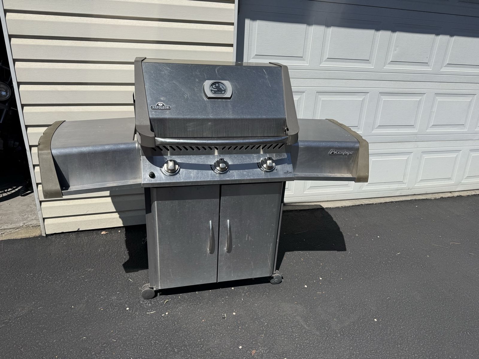 Napoleon 3-Burner Grill