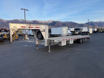 30’ Featherlite Gooseneck Flatbed – Only $150 Per Day