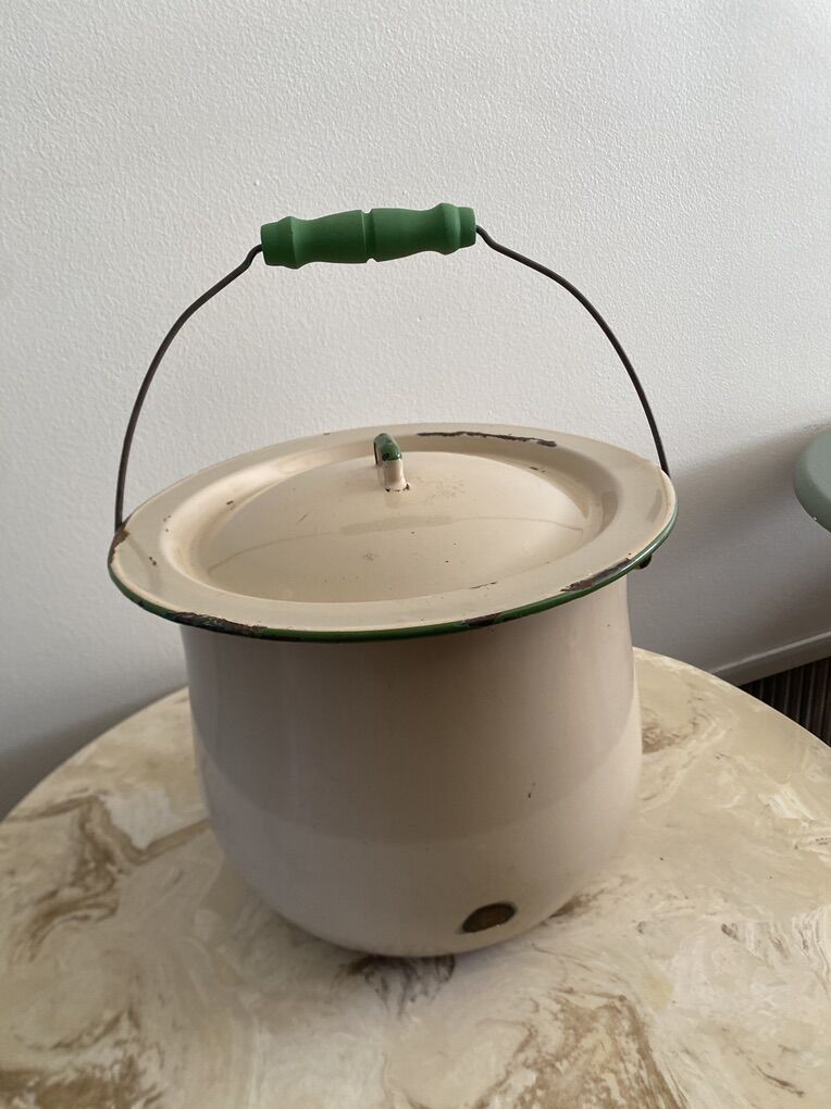 1940's Enamelware Chamber Pot W Wood Handle