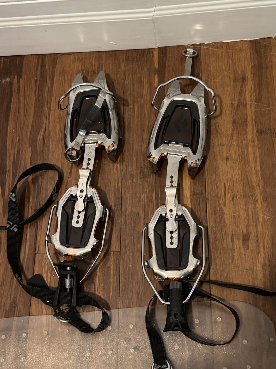 Black Diamond Sabretooth Crampons Pro attachment style