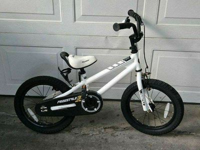 Kids 16” RoyalBaby Freestyle White Bike Specialized Royal Baby