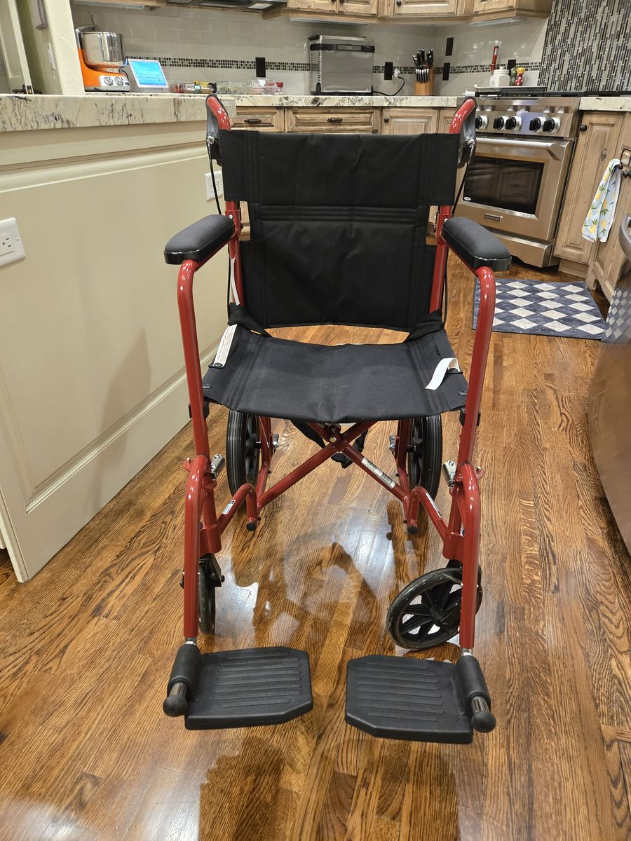 New Medline Lighweight Folding Wheelchair