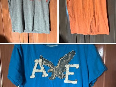 3 American Eagle shirts