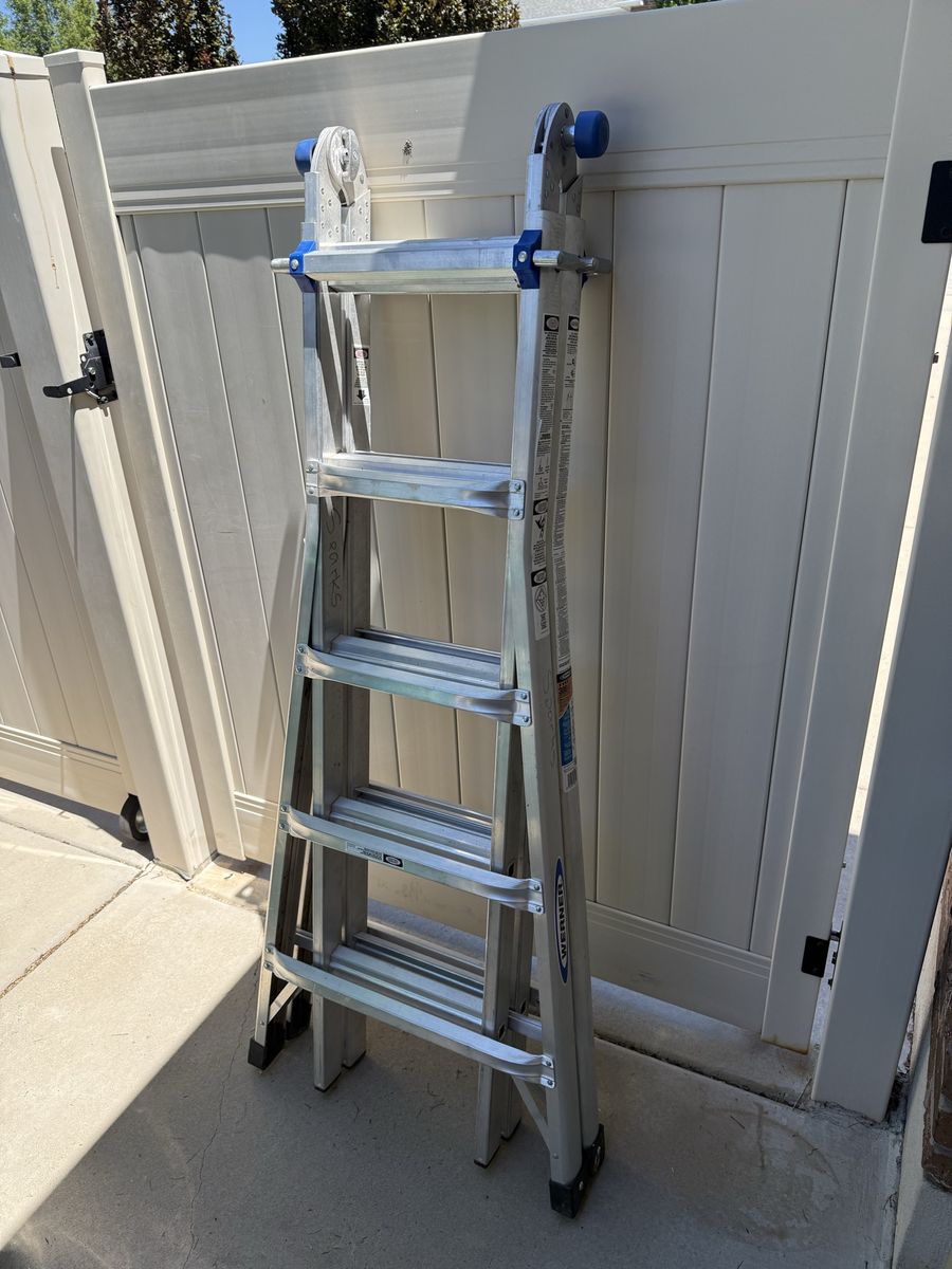 Werner MT-22 22ft Aluminum 300lb Load Capacity Multi-Position Ladder