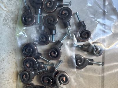 Oil-Rubbed Bronze Spiral Cabinet Knobs & Pulls with Screws - Kitchen/Furniture Hardware