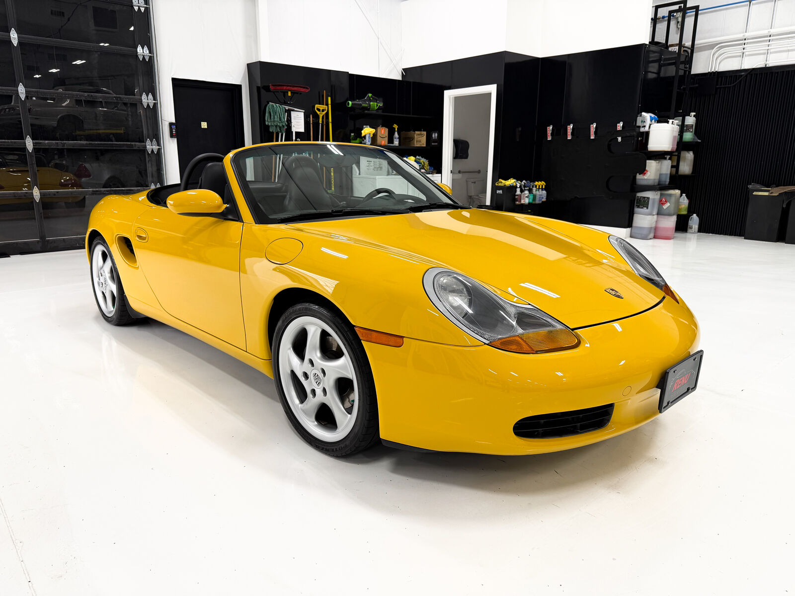 2000 Porsche Boxster Base
