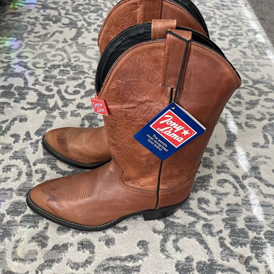 Tony Lama boots, sized 8