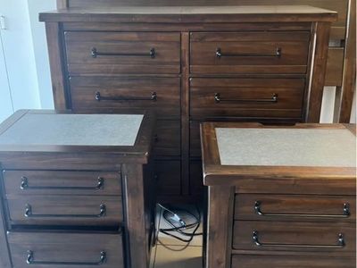 Ashley Furniture Starmore Collection King Bedroom Set - Headboard, Rails, Dresser, 2 USB Nightstands