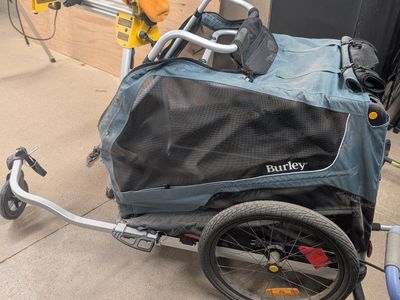 Burley Pet Trailer / Bike Pull-Behind