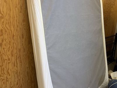 Free queen box spring in good shape