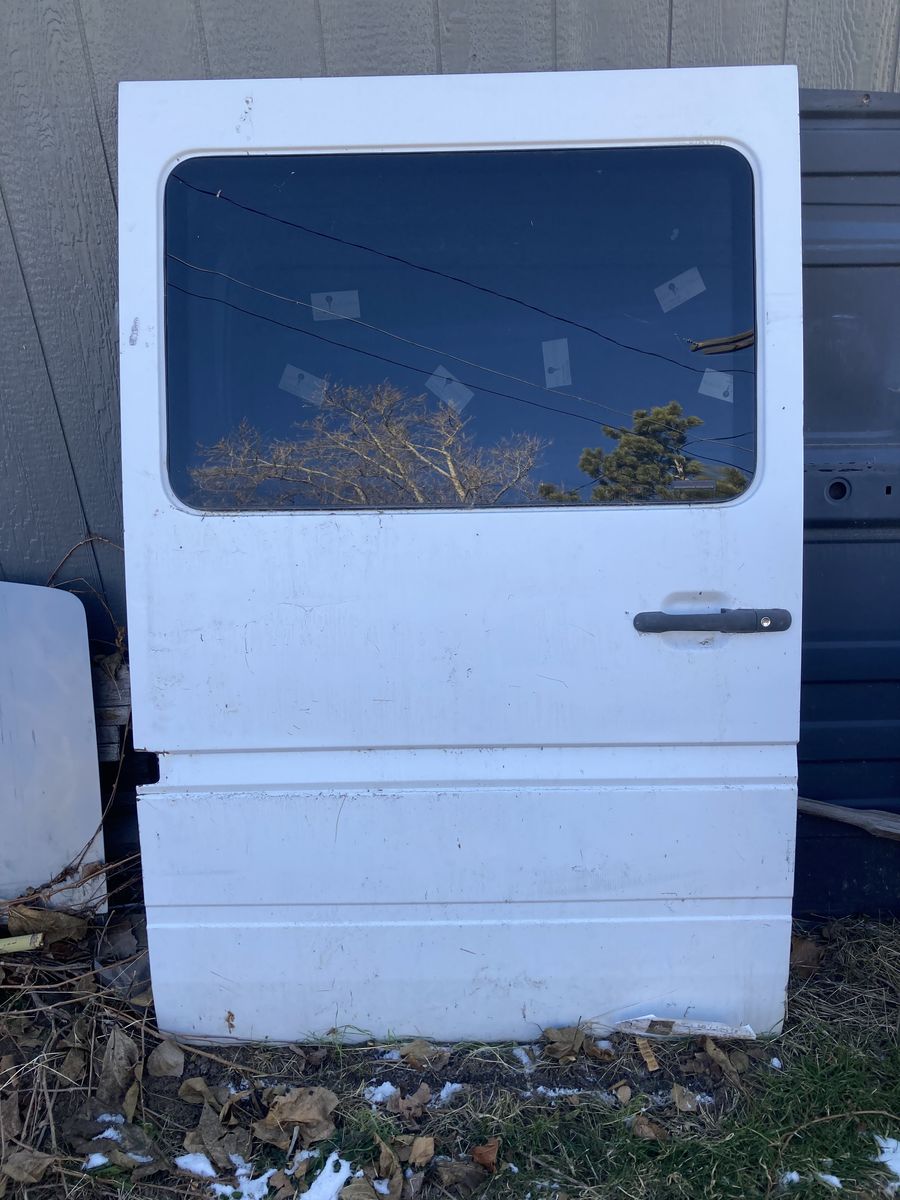 Sprinter slider door