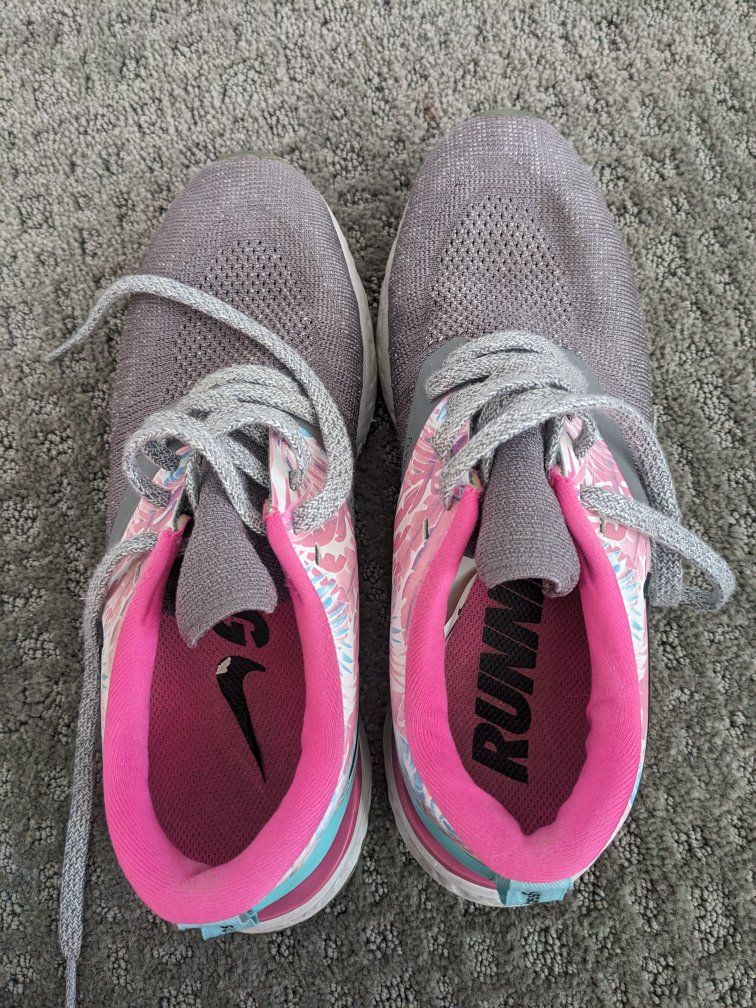 Nike Odyssey React Flyknit 2 Running Shoes - Women's  - Pink/Gray Tropical Print