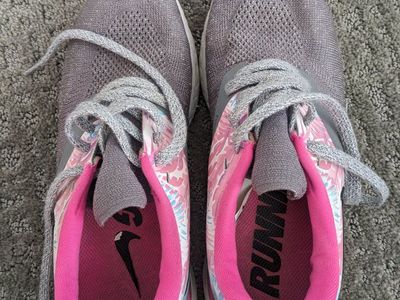 Nike Odyssey React Flyknit 2 Running Shoes - Women's - Pink/Gray Tropical Print