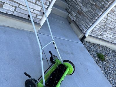 Greenworks Push Lawnmower