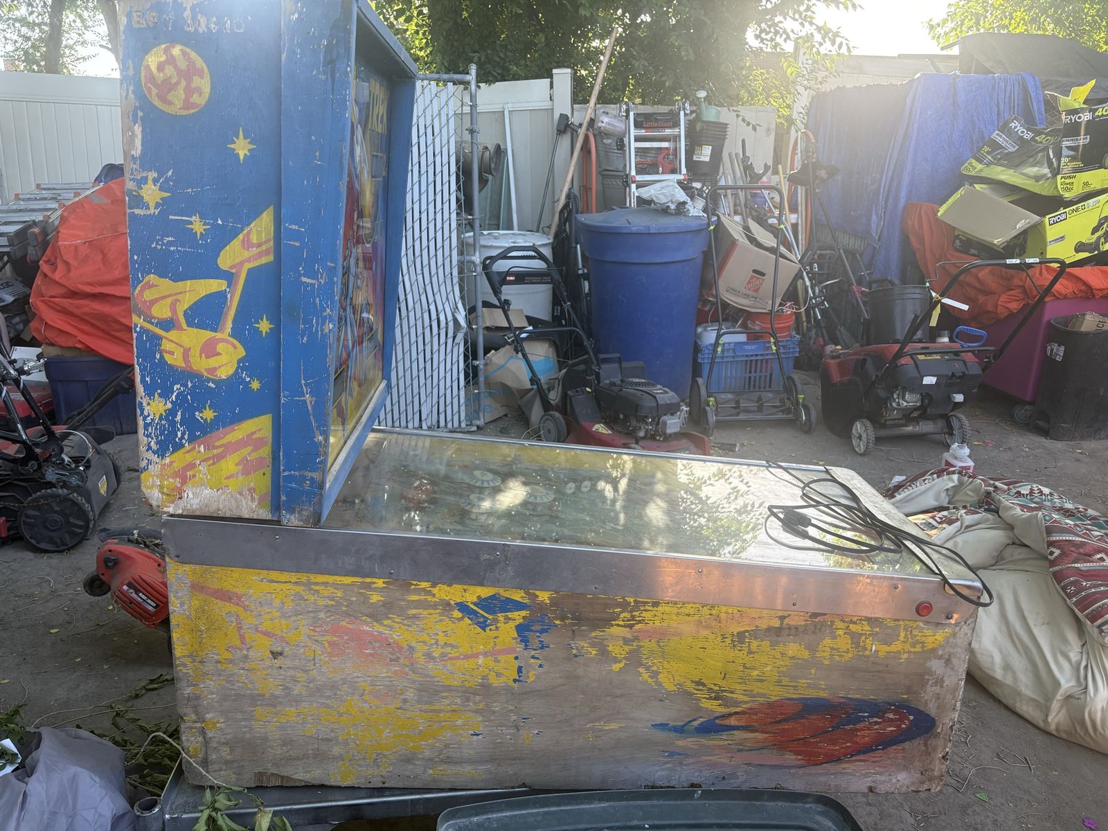 Main image 3