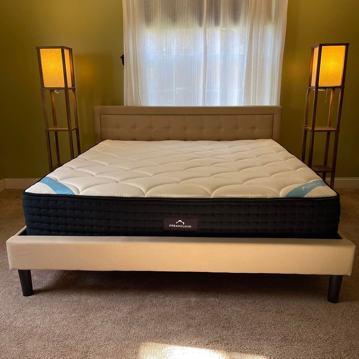 The DreamCloud Premier, King Mattress, Like New, Perfect Condition