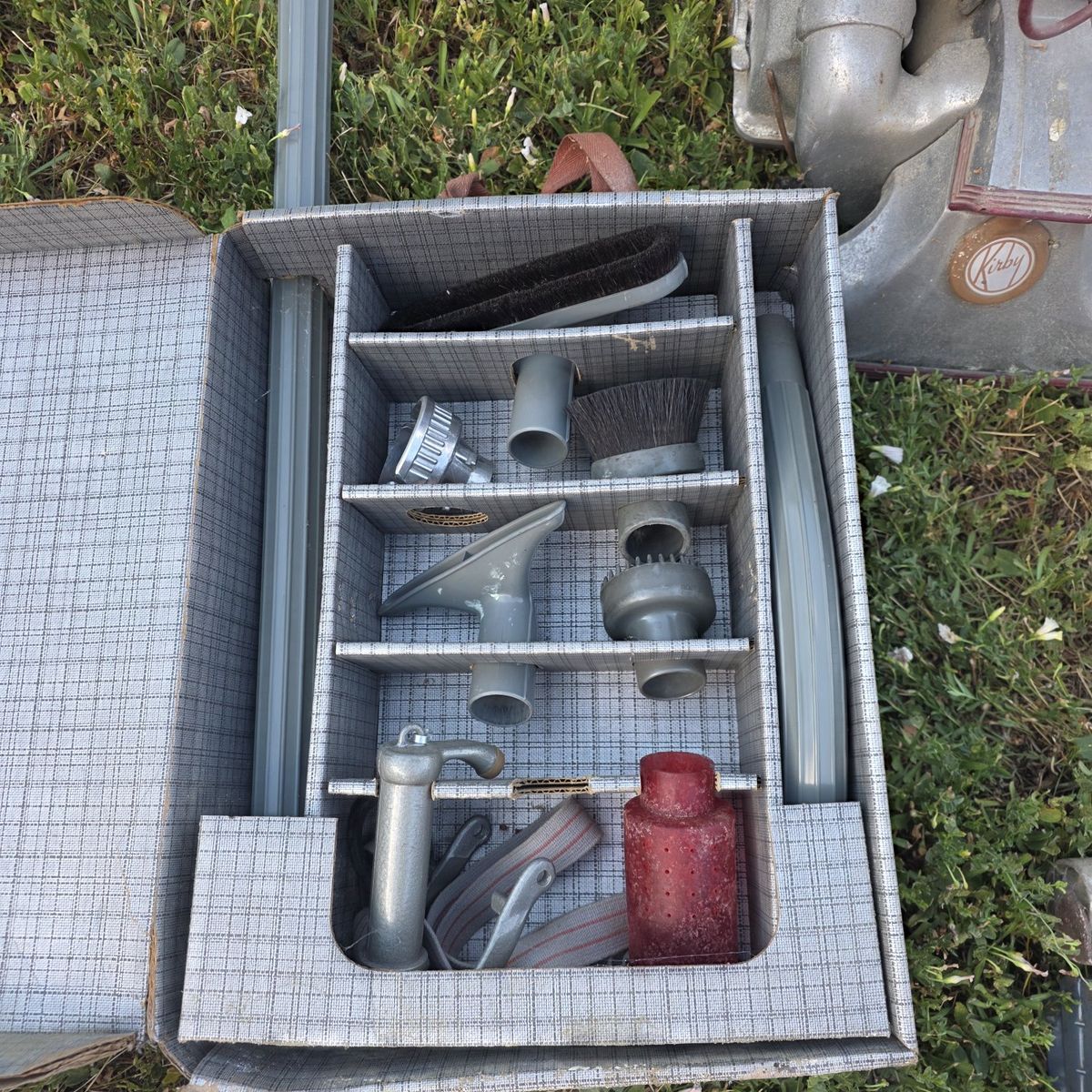 Main image 3
