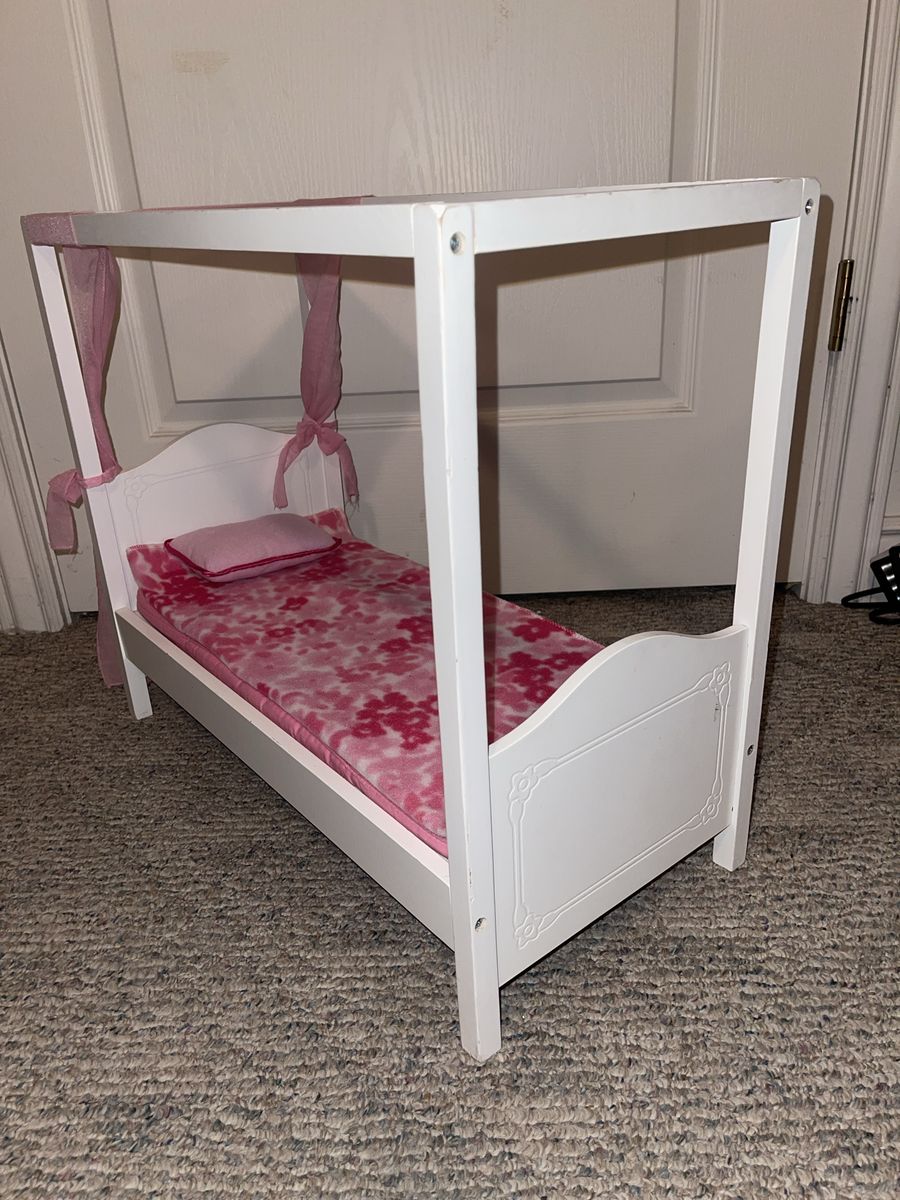 Our Generation Doll Bed for an 18 Inch Doll