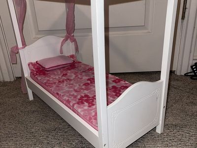 Our Generation Doll Bed for an 18 Inch Doll