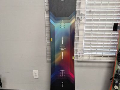 Nitro Team 165cm Snowboard - Lightly Used 2026