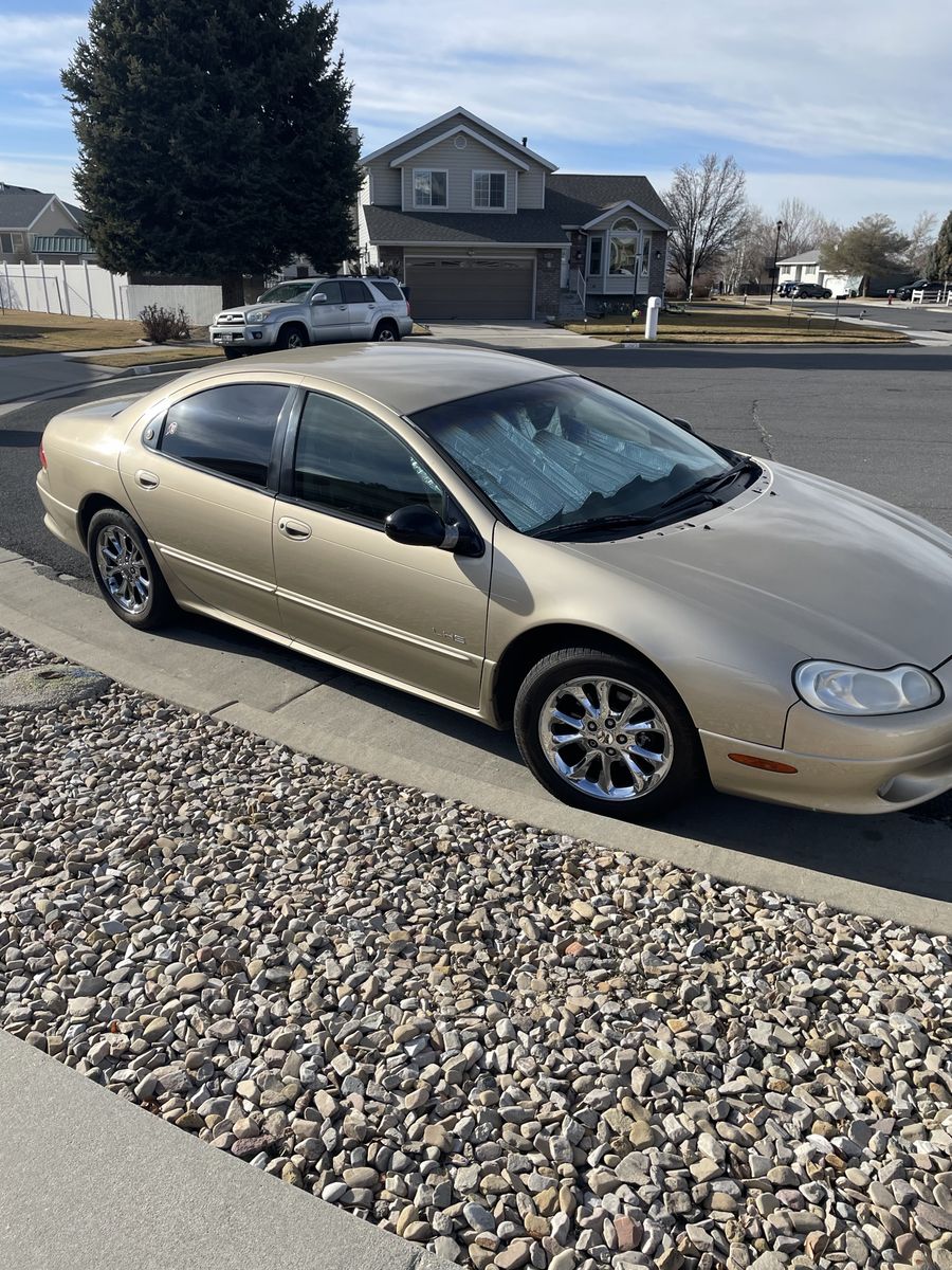 1999 Chrysler LHS 