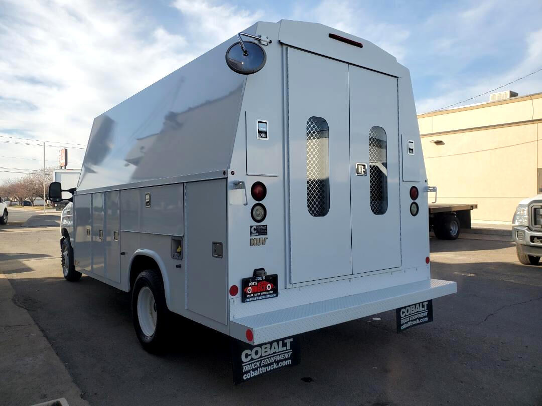 2010 Ford E-Series E-450 SD