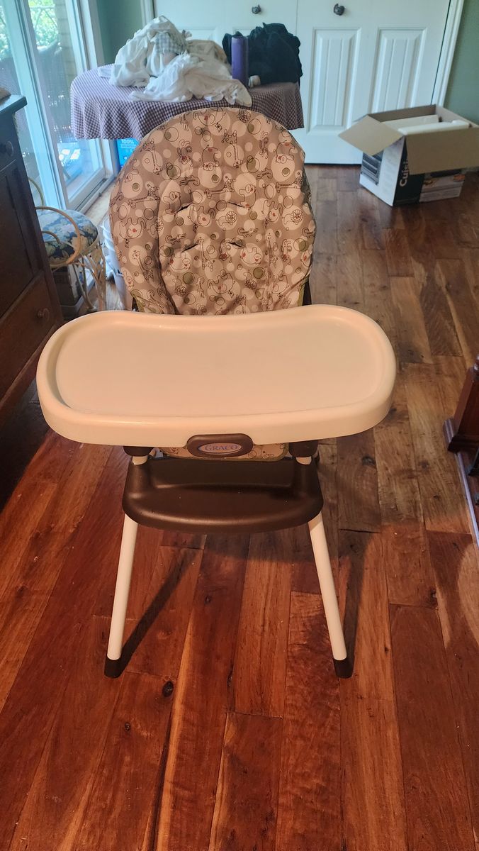 High chair/booster seat