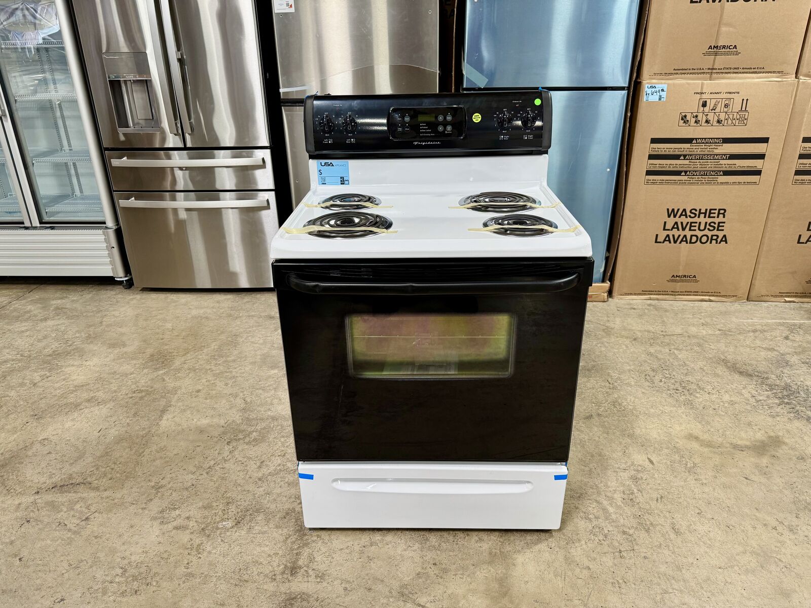 NEW FRIGIDAIRE FREESTANDING ELECTRIC RANGE