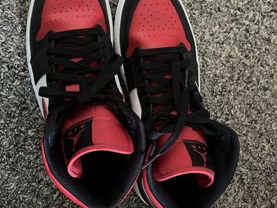 air jordan mids red black n white