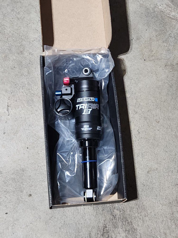 SR Suntour TriAir 3CR Rear Shock - 230 x 65, Hardly Used