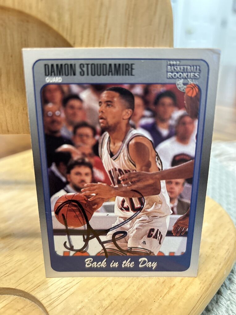 Damon Stoudamire 1997 Auto Rookie Signed NBA Auto