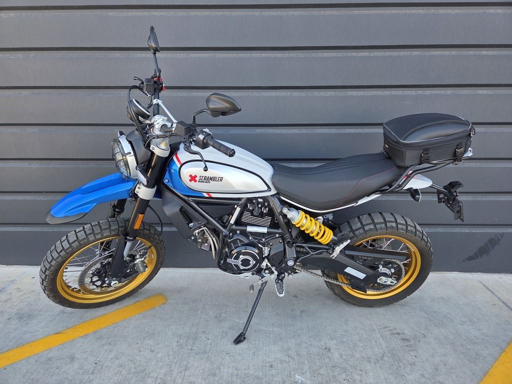 2023 Ducati Scrambler Desert Sled Sparking Blue