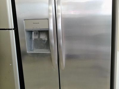 Stainless Steel 25 cf Side by Side~Works Great~90 Day Guarantee