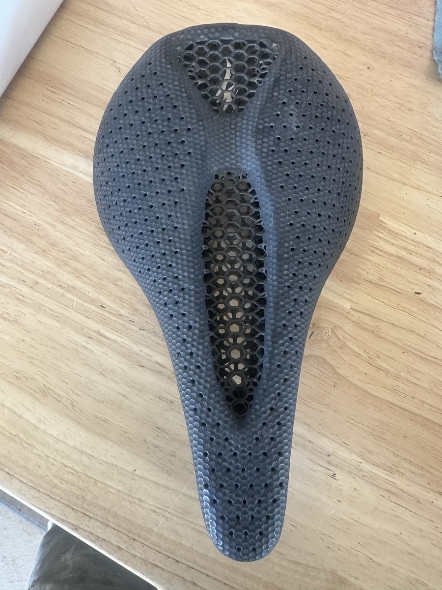Specialized Power Pro with Mirror saddle 143mm